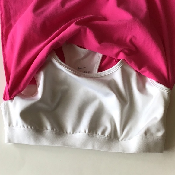 Nike Dri Fit Tank-Built in Bra - Picture 6 of 12